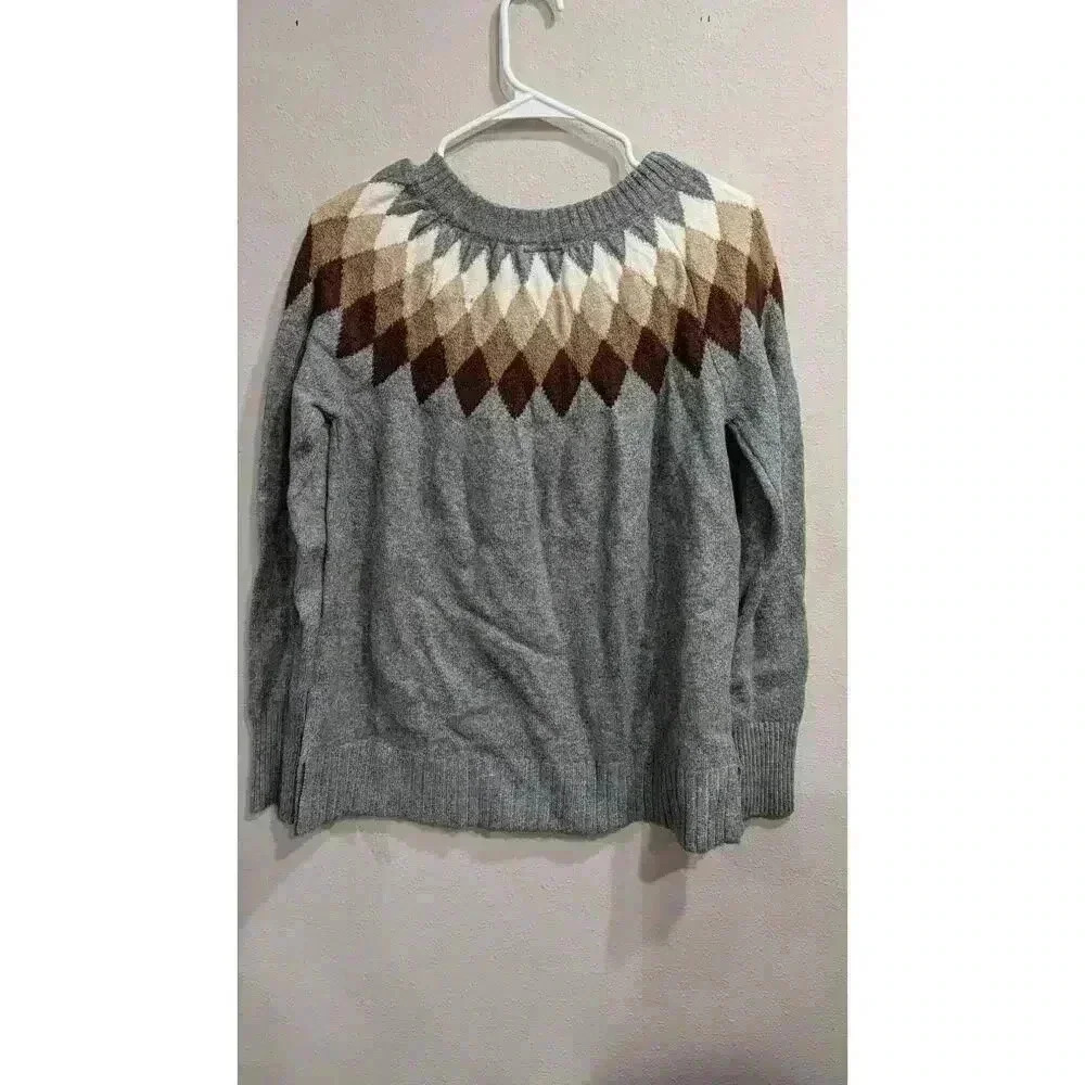 Women's grey St Johns Bay Sweater w/ diamond pattern at collar NEW w/ tags! - Picture 6 of 8